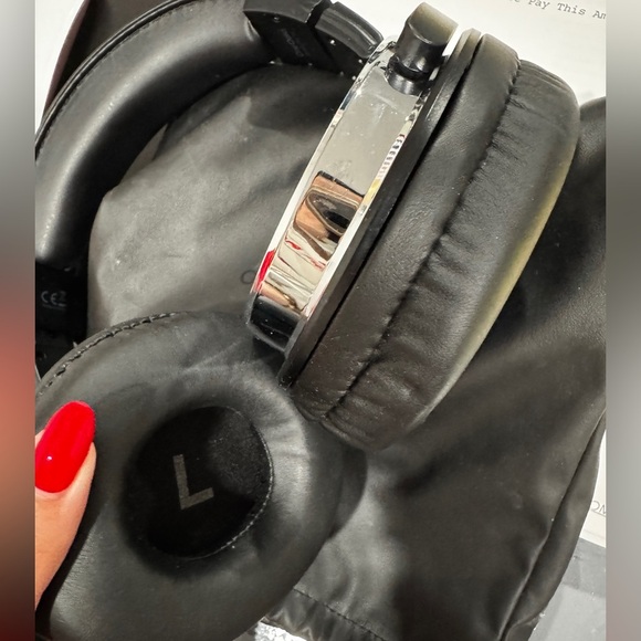 OneOdio Black Headphone Bag - Picture 2 of 6